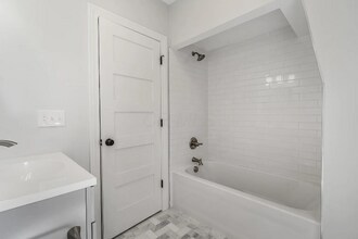 473 E Sycamore St in Columbus, OH - Foto de edificio - Building Photo