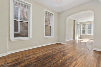 1406 N Campbell Ave in Chicago, IL - Building Photo - Building Photo