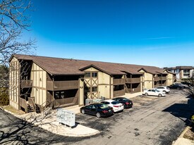 Heatherwood Apartments in Madison, TN - Building Photo