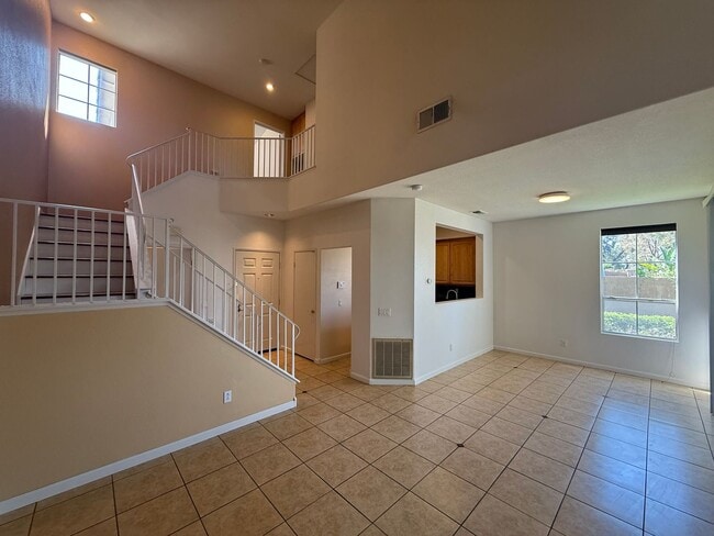 9449 Questa Pointe in San Diego, CA - Building Photo - Building Photo