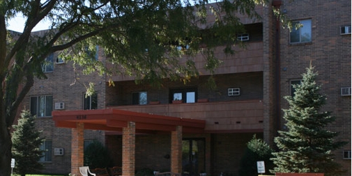 Shire I & II Apartments in Sioux City, IA - Building Photo