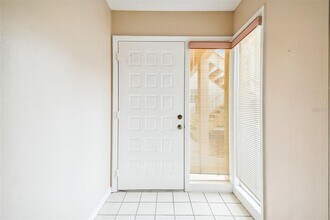 101 Lindsay Ln in Oldsmar, FL - Building Photo - Building Photo