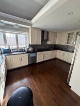 4N150 Hawthorne Ave in Bensenville, IL - Foto de edificio - Building Photo