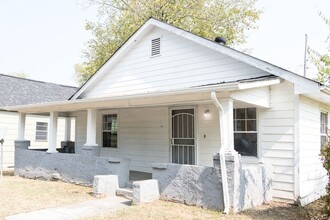 2107 Raulston St in Chattanooga, TN - Building Photo - Building Photo