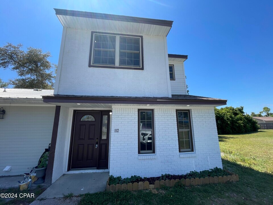 112 Parker Village Cir in Panama City, FL - Building Photo
