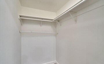 1036 S Serrano Ave in Los Angeles, CA - Building Photo - Building Photo