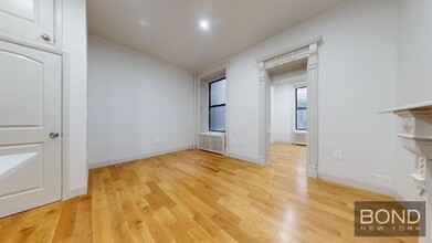 160 East 64th Street in New York, NY - Building Photo - Floor Plan