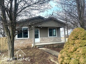 27361 Ridgewood St in Roseville, MI - Building Photo