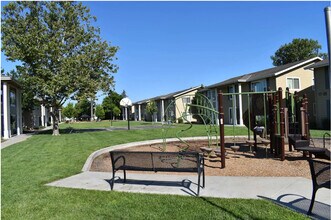 Mutual Housing on the Greenway in Sacramento, CA - Building Photo - Building Photo