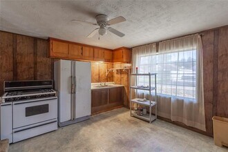 7227 Farnsworth St-Unit -A in Houston, TX - Building Photo - Building Photo