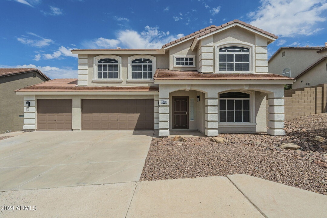 6326 W El Cortez Pl in Phoenix, AZ - Building Photo