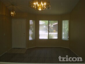 5334 N Ormondo Way in Litchfield Park, AZ - Building Photo - Building Photo