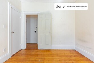 Room in Shared 4 bed/1.5 bath home in Boston, MA - Building Photo - Building Photo