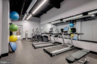 1702 Walnut St in Philadelphia, PA - Building Photo - Building Photo