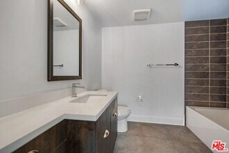 2974 Ripple Pl in Los Angeles, CA - Building Photo - Building Photo