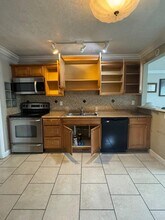 2320 Cypress Rd in West Palm Beach, FL - Foto de edificio - Building Photo