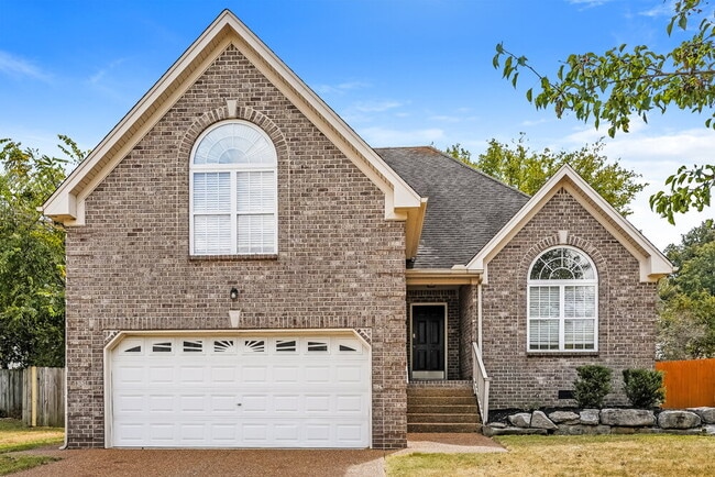 228 Parrish Pl