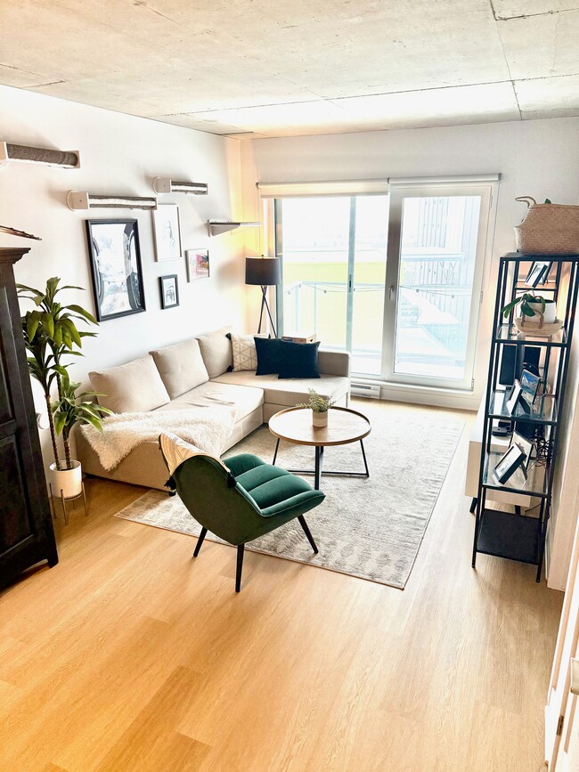 property at 719-8205 Du Cirque Av