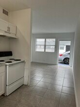 608 5th St in West Palm Beach, FL - Building Photo - Building Photo