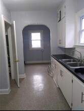 2104 Perth St in Toledo, OH - Foto de edificio - Building Photo