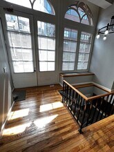 107 Arch St, Unit 1E in Philadelphia, PA - Foto de edificio - Building Photo