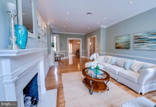 2127 Leroy Pl NW in Washington, DC - Building Photo - Building Photo