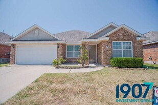 7925 Frye Ln in Oklahoma City, OK - Building Photo