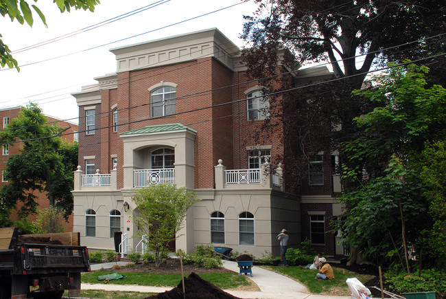 14 Euclid Ave in Summit, NJ - Building Photo - Building Photo