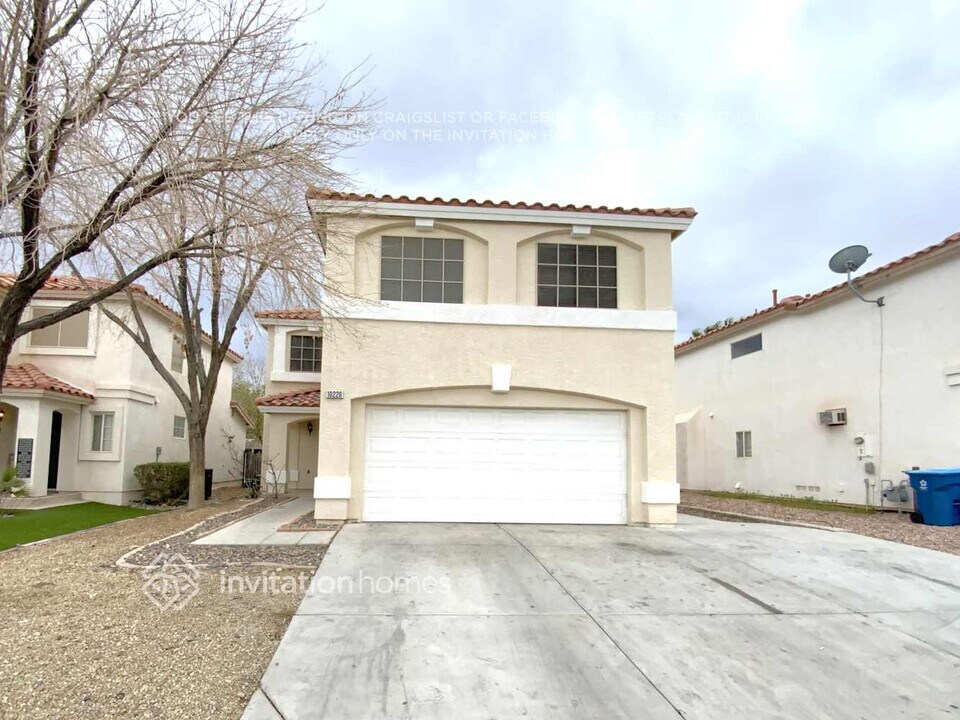 10220 Crepe Myrtle Ct in Las Vegas, NV - Building Photo