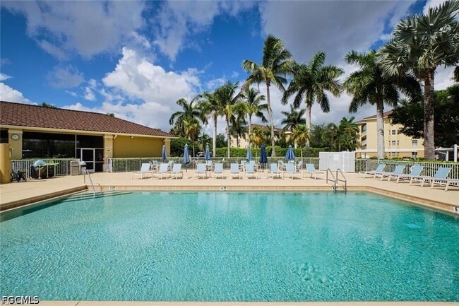 1789 Four Mile Cove Pkwy in Cape Coral, FL - Building Photo - Building Photo