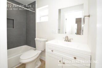 2972 Pacific Ave in Long Beach, CA - Building Photo - Building Photo