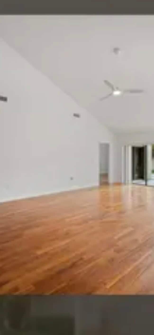 property at 315 Leeward Dr