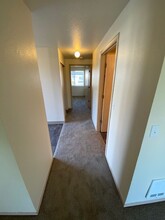 WALLACE PARK APARTMENTS (03) in Salem, OR - Building Photo - Interior Photo