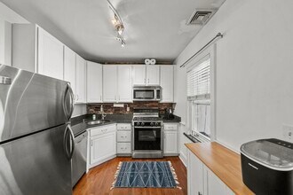 293 W 2nd St in Boston, MA - Building Photo - Building Photo