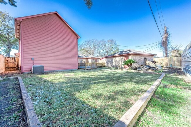 5314 Brinkman St in Houston, TX - Building Photo - Building Photo