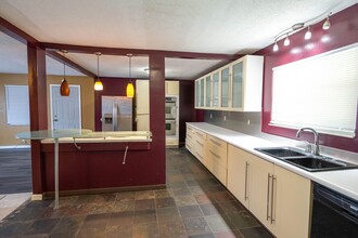 209 N Lipona Rd in Tallahassee, FL - Building Photo - Building Photo