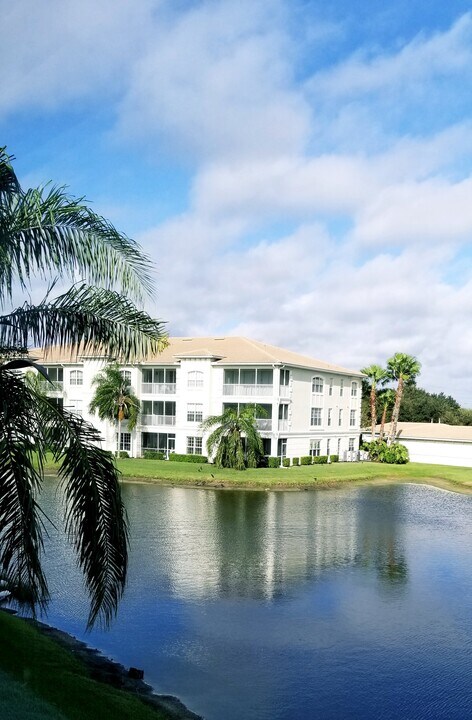 800 San Lino Cir, Unit 800 San Lino Circle # 824 in Venice, FL - Building Photo