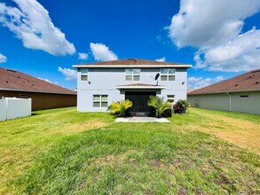 2251 Waukegan Dr in Kissimmee, FL - Building Photo - Building Photo