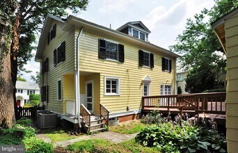 3752 Kanawha St NW in Washington, DC - Building Photo - Building Photo