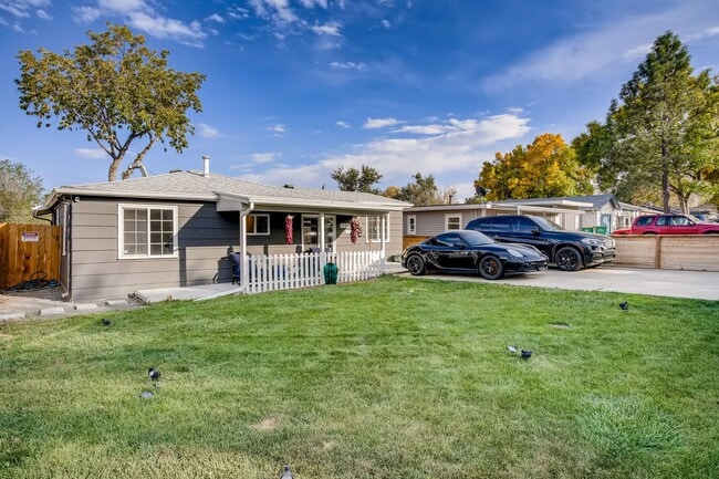 1948 Jay St in Lakewood, CO - Building Photo - Building Photo