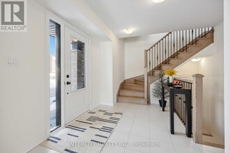 43 Griffith St in Aurora, ON - Building Photo - Building Photo