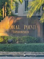 8585 NW 6th Ln in Miami, FL - Building Photo