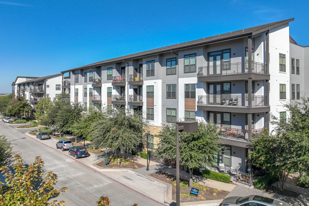 Overture Fairview 55+ Active Adult Apartment Homes in Fairview, TX - Building Photo