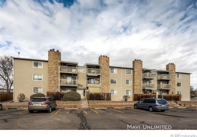381 S Ames St-Unit -F-302 in Lakewood, CO - Building Photo - Building Photo