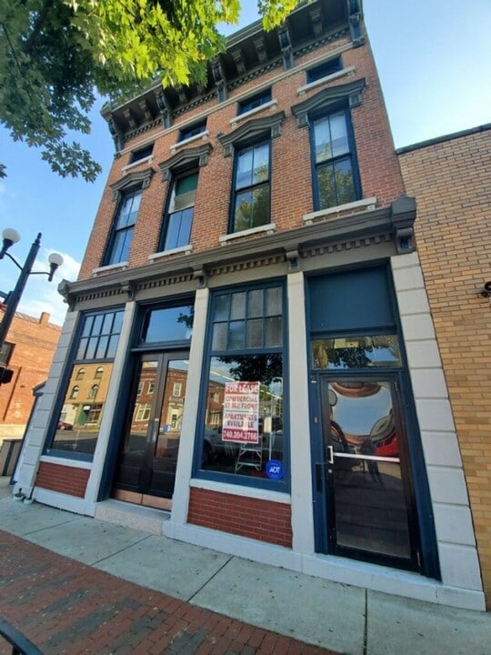 73-75 S Main St in London, OH - Building Photo