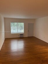 9300 E Bay Harbor Dr in Bay Harbor Islands, FL - Building Photo - Building Photo