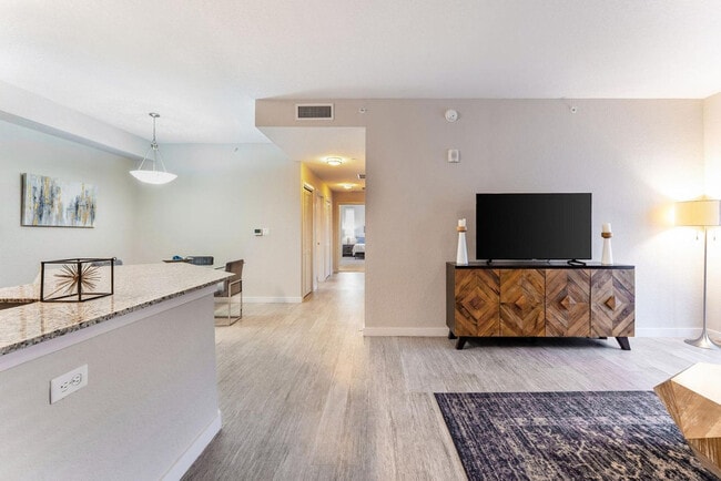 1820 Legends Ln in Daytona Beach, FL - Building Photo - Building Photo