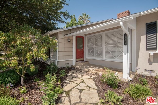 4900 Ethel Ave in Los Angeles, CA - Building Photo - Building Photo