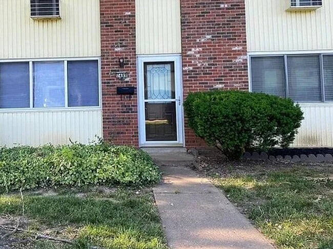 property at 7489 Hazelcrest Dr