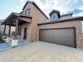 15323 Mossy Oak Ln in Frisco, TX - Building Photo - Building Photo